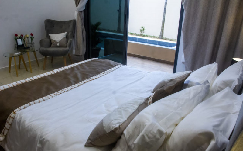 MAISON HAUT STANDING A VENDRE ASSINIE